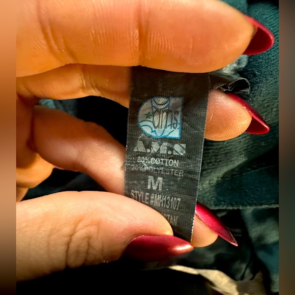 “El Ultimo Tour Del Mundo” Sweater - Picture 3 of 3